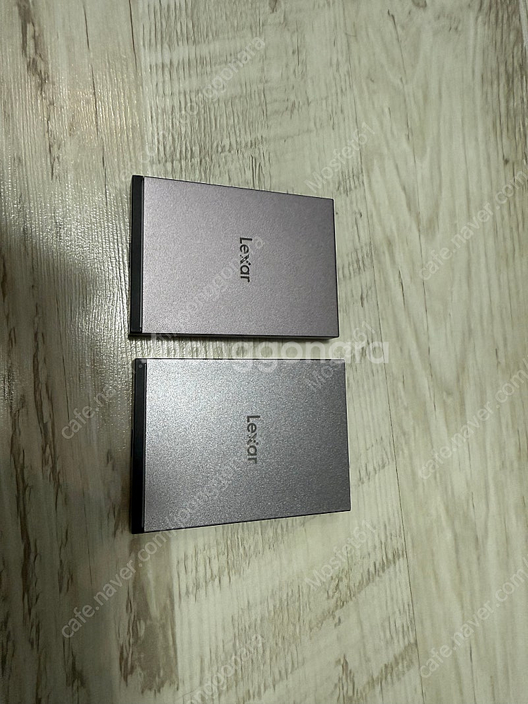 렉사 외장 SSD 1tb, 2tb 각 한개--1