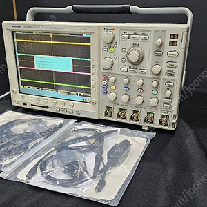 Tektronix DPO-4054 오실로스코프 중고 판매 (Tektronix P6139B 정품 프루브 4개 포함)