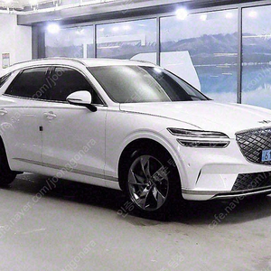 GV70 중고 GV70 일렉트리파이드 진주색 2022년식 36,262km e-AWD 중고차직거래카페