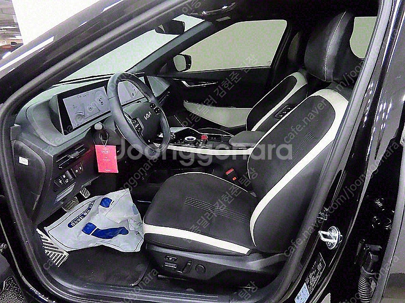 EV6 중고 EV6 중고차 검정색 2024년식 13,7...--5
