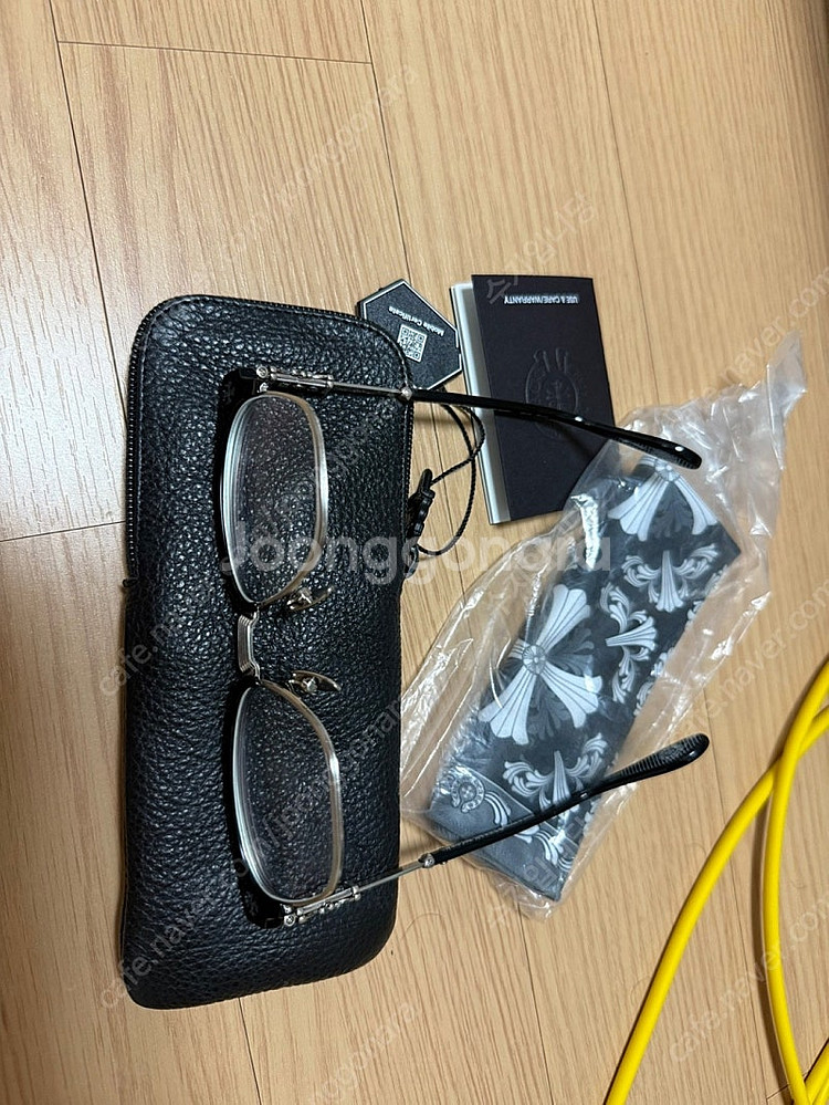크롬하츠 보넨노이슈어2 블랙실버 입니다(데모렌지분실,나...--0