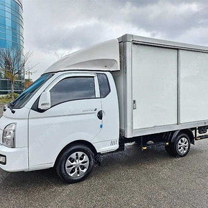 중고 포터2 하이내장탑 중고 현대 포터 중고 포터 일반캡 중고 흰색 2024년식 9,757km 슈퍼캡/초장축 최저가 중고차