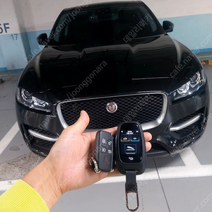재규어 XE, XF, XJ, E페이스, F페이스 차량키를 최신형 LCD 풀터치 스크린 디스플레이키로 업그레이드 개조 제조사 전용 로고 맞춤형 제작