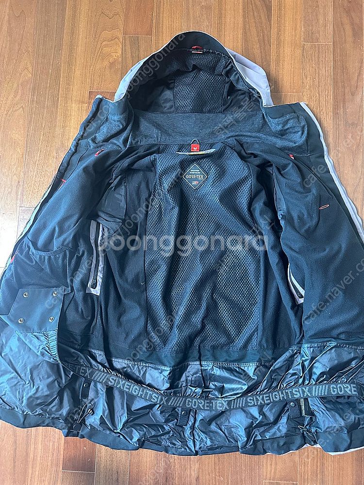 2223 686 글라셔 고어텍스 GT 자켓--2