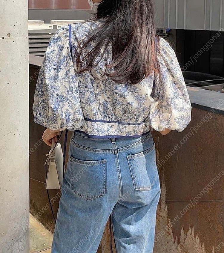 프루 플라워 반팔 블라우스--2