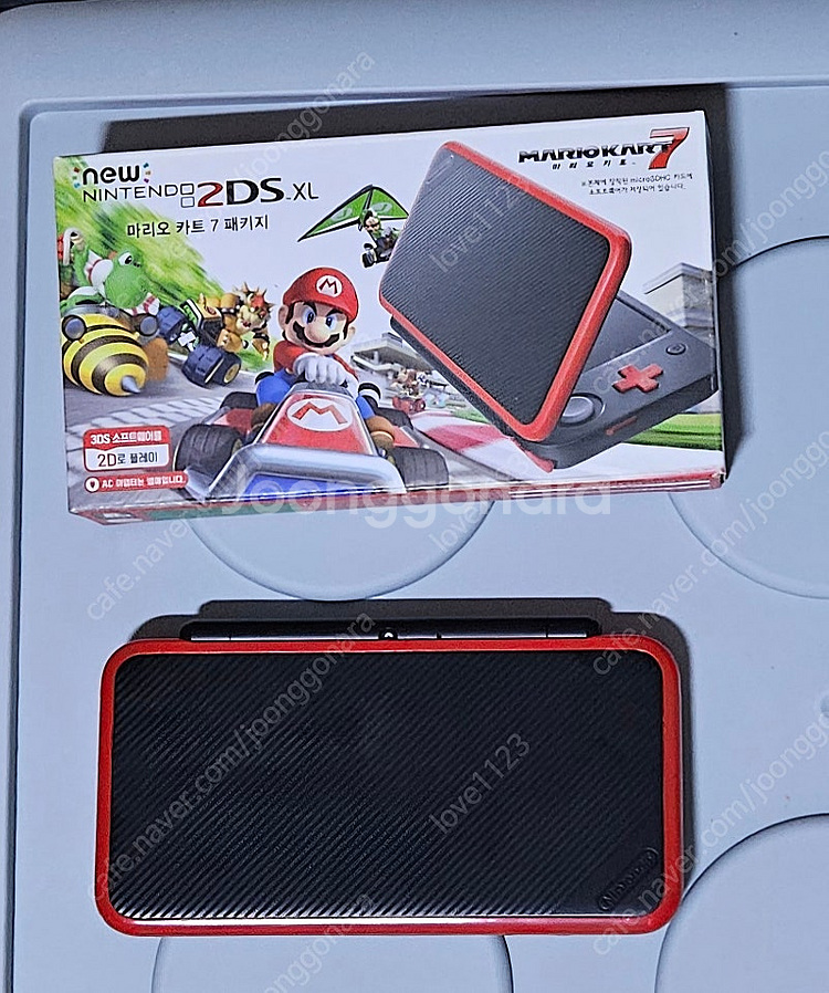 New 닌텐도 2DS XL + DS / 3DS 칩 다수--0