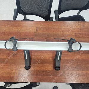 툴레 9261 벨로컴팩트 바이크 어댑터(VELOCOMPACT BIKE ADAPTER) 자전거 추가 거치대