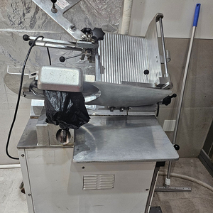 후지 냉동 육절기 HGS 350G 팝니다