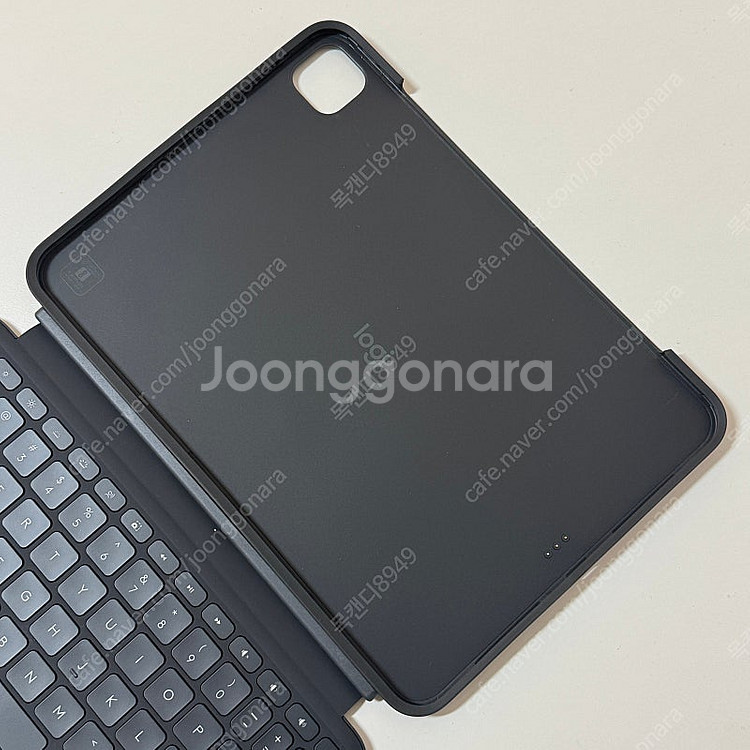 로지텍 콤보 터치 키보드 (아이패드 프로 M4 11인치...--4
