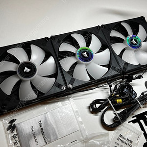 커세어 iCUE H170i ELITE LCD (3판완)