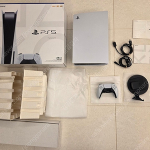 PS5 디스크 에디션 A급 완벽 풀셋 + 23블레이드 쿨러 + 정품 화이트 커버 판매합니다 (전자기기 교환 가능)