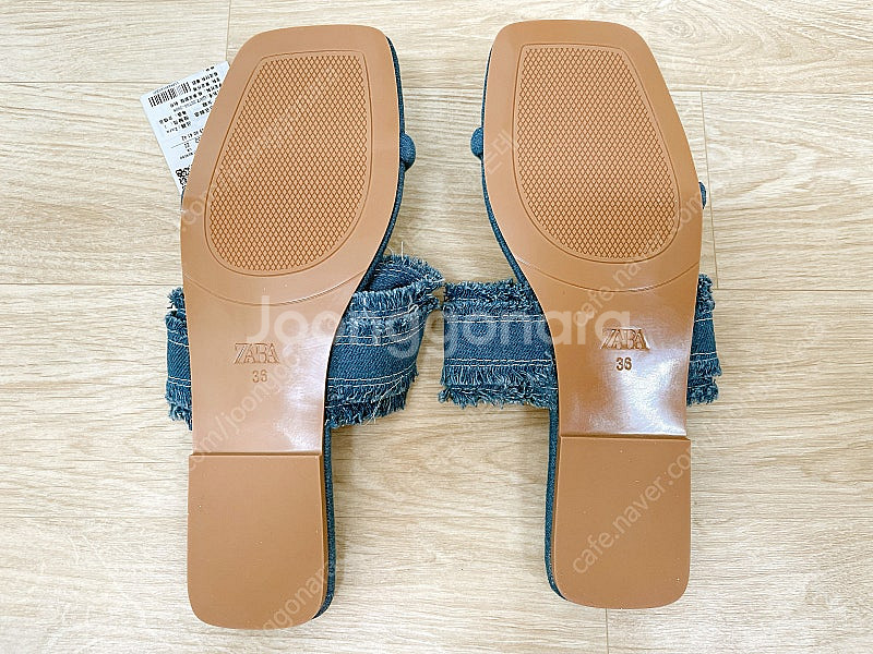 [새상품] 큐빅 버클 데님 슬리퍼 청샌들--9