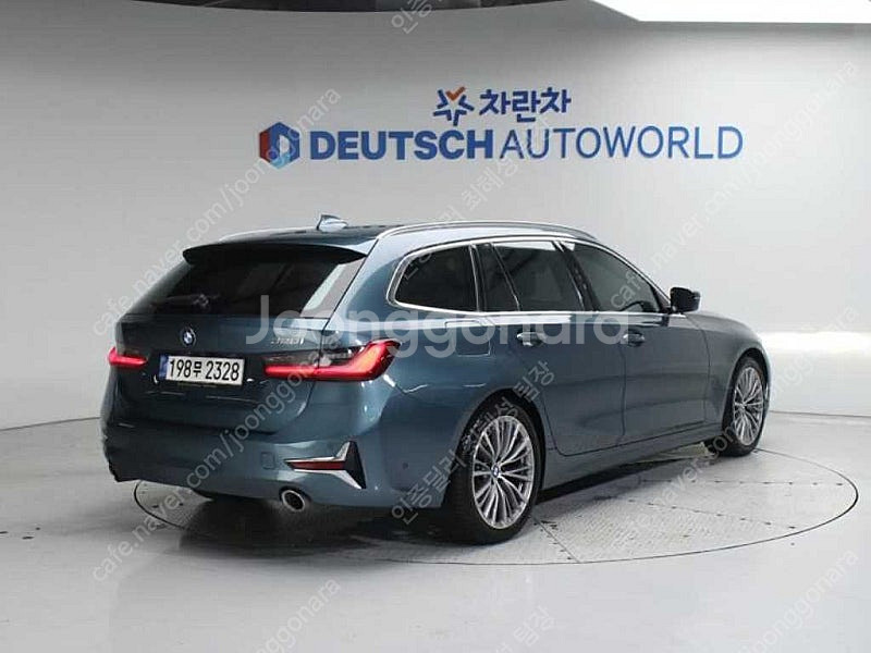 BMW 3시리즈 중고 BMW 320i 중고 승용차 2021년식 54,895km 320i 투어링 럭셔리 중고차 할부견...--2