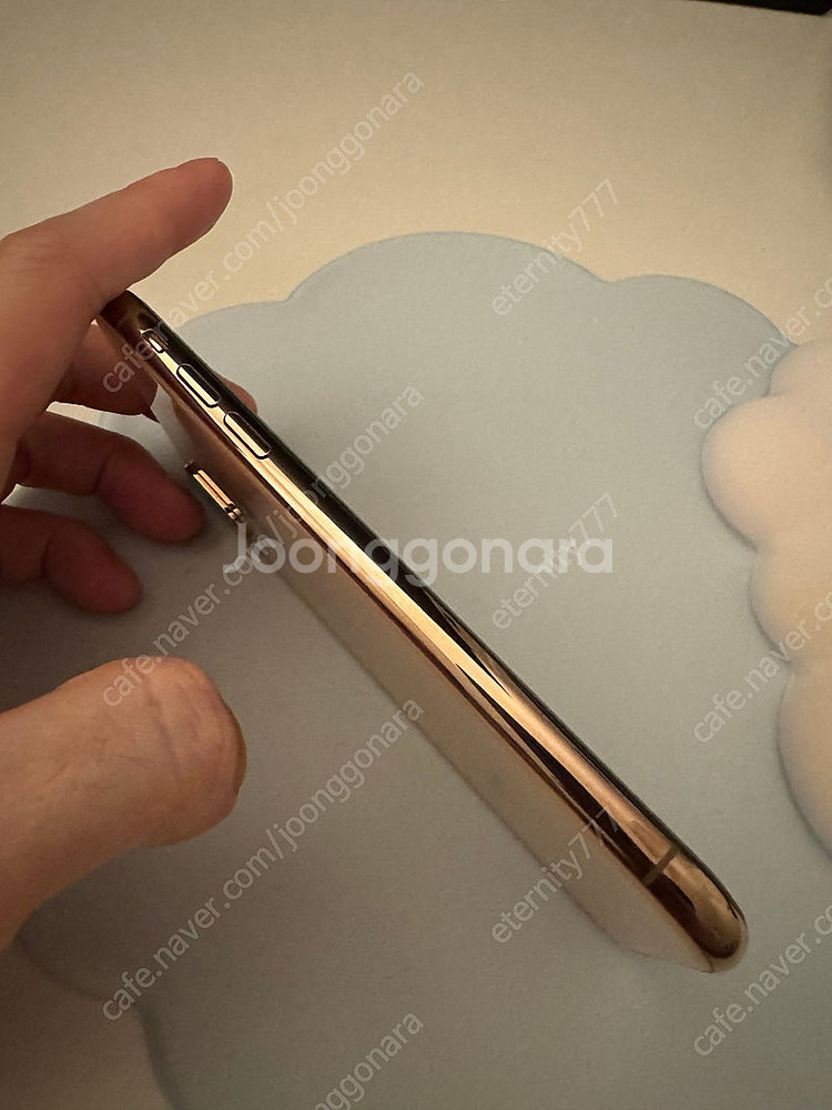 아이폰 Xs 미국판 256 Gb 골드 공기계 팝니다. ...--5