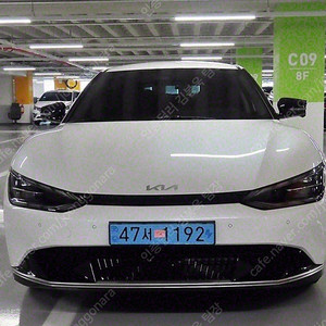 EV6 중고 EV6 중고차 흰색 2022년식 53,453km 롱레인지 어스 중고차구매