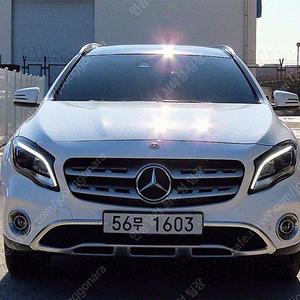 벤츠 GLA 중고 벤츠 GLA클래스 중고 흰색 2019년식 72,204km GLA220 프리미엄 개인사업자 차량구매