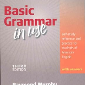 Basic Grammar in Use 3판 표지앞면 오른쪽 밑부분만 조금 눌려 있습니다 (배송비 별도)
