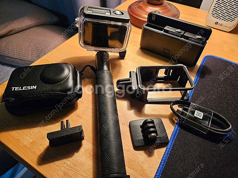 DJI 오즈모 액션4 어드벤처 콤보--4
