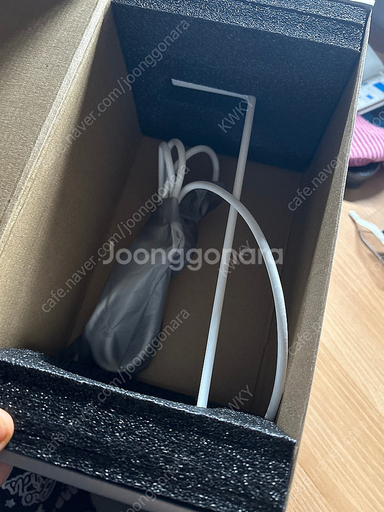 레이저 베이스스테이션 v2 머큐리화이트--1