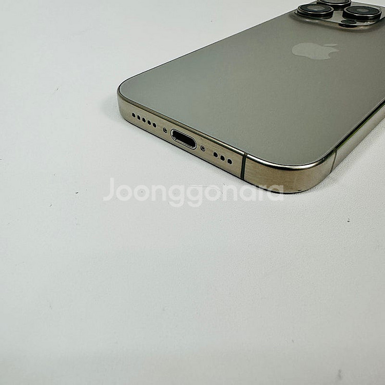 외관S급 24.5월개통 아이폰 15프로 256G 내추럴...--3