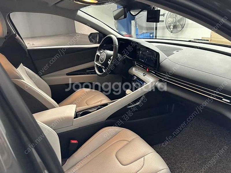 아반떼 중고차 아반떼 하이브리드 중고 차 회색 2023...--9
