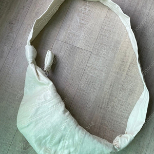 르메르 크루와상 스몰 화이트