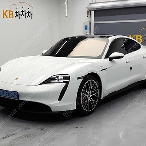 30,877 km 22년식 포르쉐 타이칸 중고 포르쉐 중고 4S 최저가 중고차 흰색