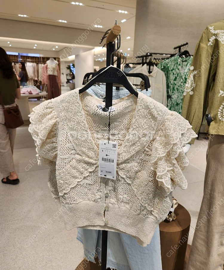 [새상품]ZARA 자라 포인텔 니트 크롭탑 M 판매해요...--9