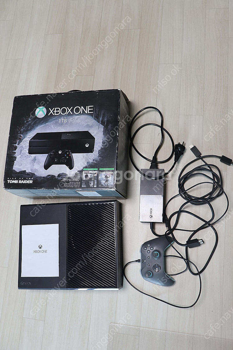 xboxone console 1tb .--3