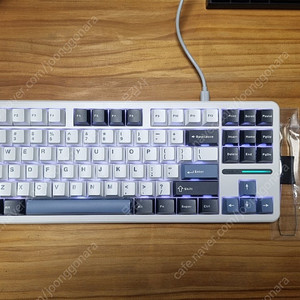 AULA F87Pro 기계식 키보드 리퍼 새상품