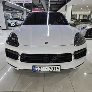 포르쉐 카이엔 중고 포르쉐 중고 수입중고자동차 흰색 2023년식 4,741km 3.0 쿠페 중고차카페