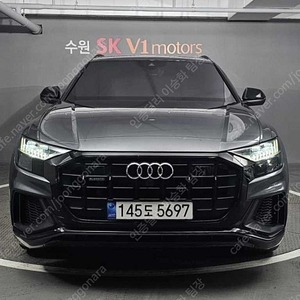 74,123 km 아우디 Q8 중고 아우디중고 55 TFSI 콰트로 프리미엄 중고차싸게사기 회색