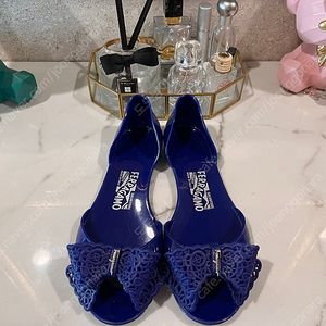 페라가모 젤리슈즈