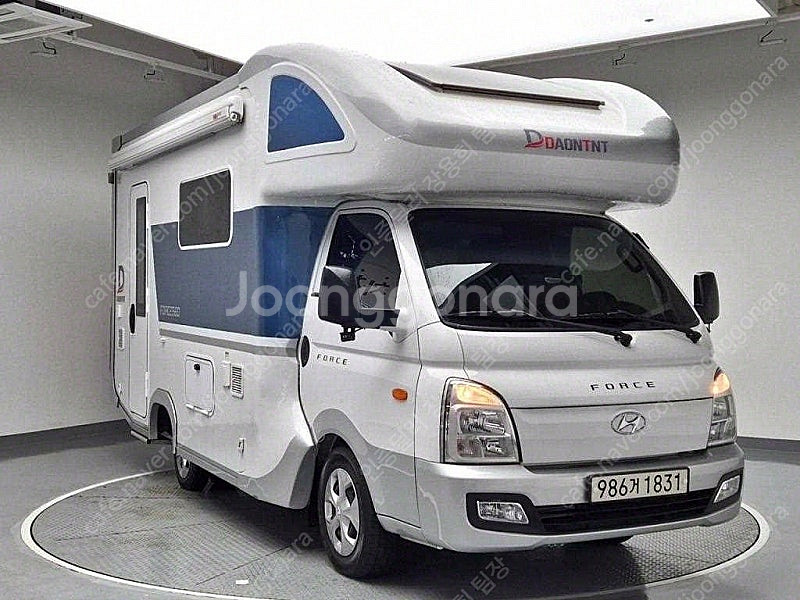 캠핑카 중고 포터2 흰색 2022년식 14,000km ...--4