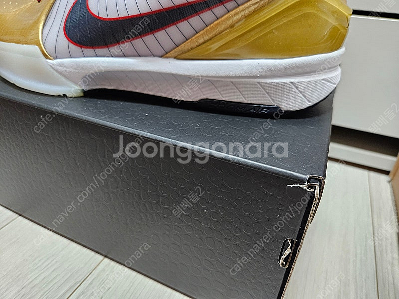 코비4 골드메달 265mm--4