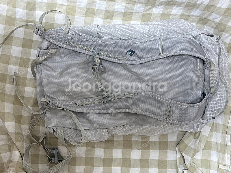 몽벨 버사라이트 백팩 20L (라이트그레이) 새상품--2
