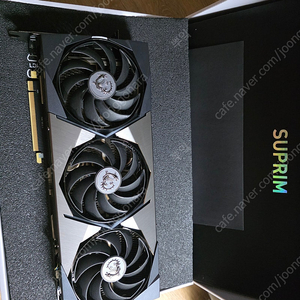 슈프림 3080ti 판매합니다.