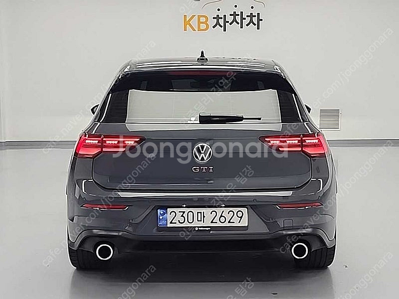 회색 폭스바겐 골프 중고 8세대 2.0 GTI 중고차거...--8
