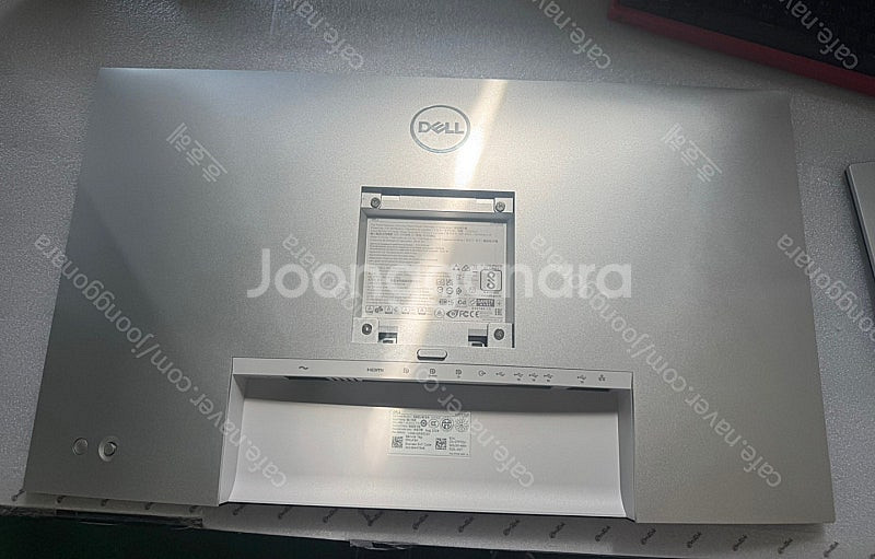 DELL U 2723qe 27인치 4K 모니터 팝니다.--3