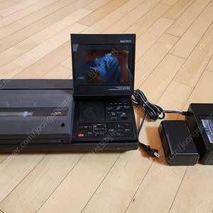 레트로 히타치 Hitachi VT-LC50 포터블 LCD VHS 비디오 테이프 플레이어