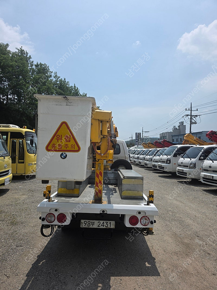 17m 작업 1.2톤 고소작업차 동해기계항공 DHS17AP 팝니다. 이미지