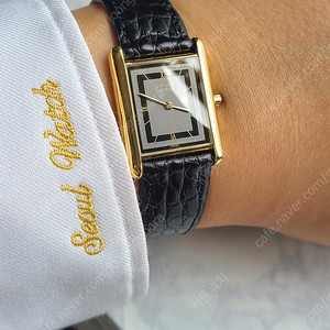 [정품] 까르띠에 머스트 탱크 블랙 그레이 미니로만 옐로우골드 금장 LM 라지 (Cariter Must Tank Black Grey Mini Roman Yellow Gold LM)
