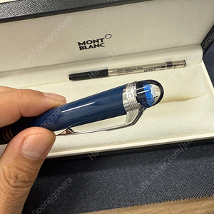 몽블랑 스타워커 블루 플래닛 프레셔스 레진 볼펜