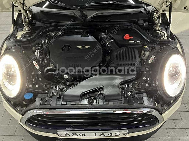 중고 미니쿠퍼 중고 가격 쿠퍼 중고차 흰색 2017년식 87,377km 5도어 파인 레더 에디션 3세대 중고차카페--6