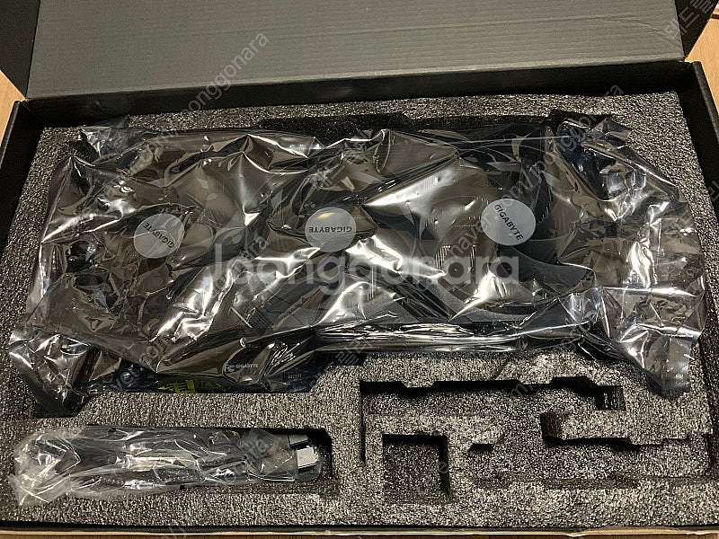 기가바이트 지포스 RTX4080 게이밍 oc--1