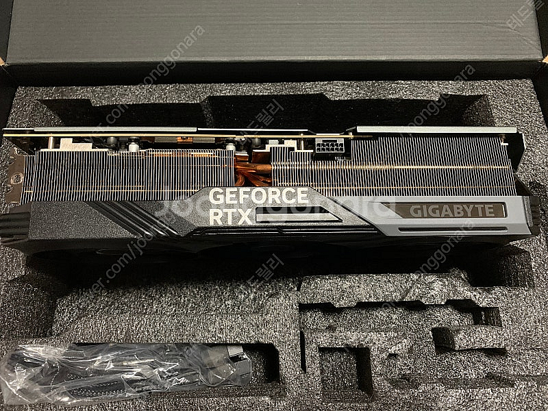 기가바이트 지포스 RTX4080 게이밍 oc--4