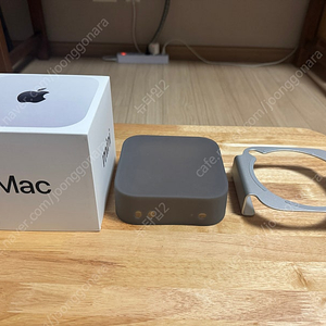 맥미니 M4 16GB / SSD 256G 무상보증 박스풀, 하기비스거치대 , 실리콘케이스 포함