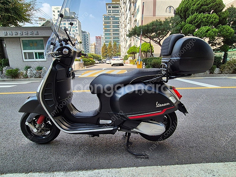 베스파GTS300--0