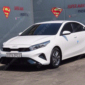 K3 중고 차 시세 K3 더뉴 K3 2세대 흰색 2023년식 8,890km 1.6 가솔린 프레스티지 중고차구매