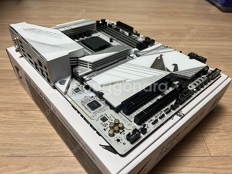 기가바이트 Z790 AORUS PRO X 화이트--4
